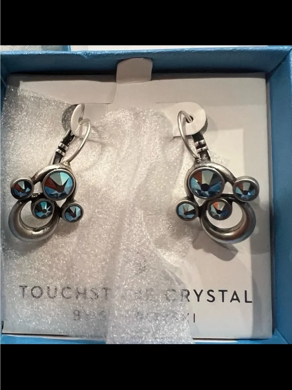 Shimmer V blue earrings vintage from touchstone crystal like new